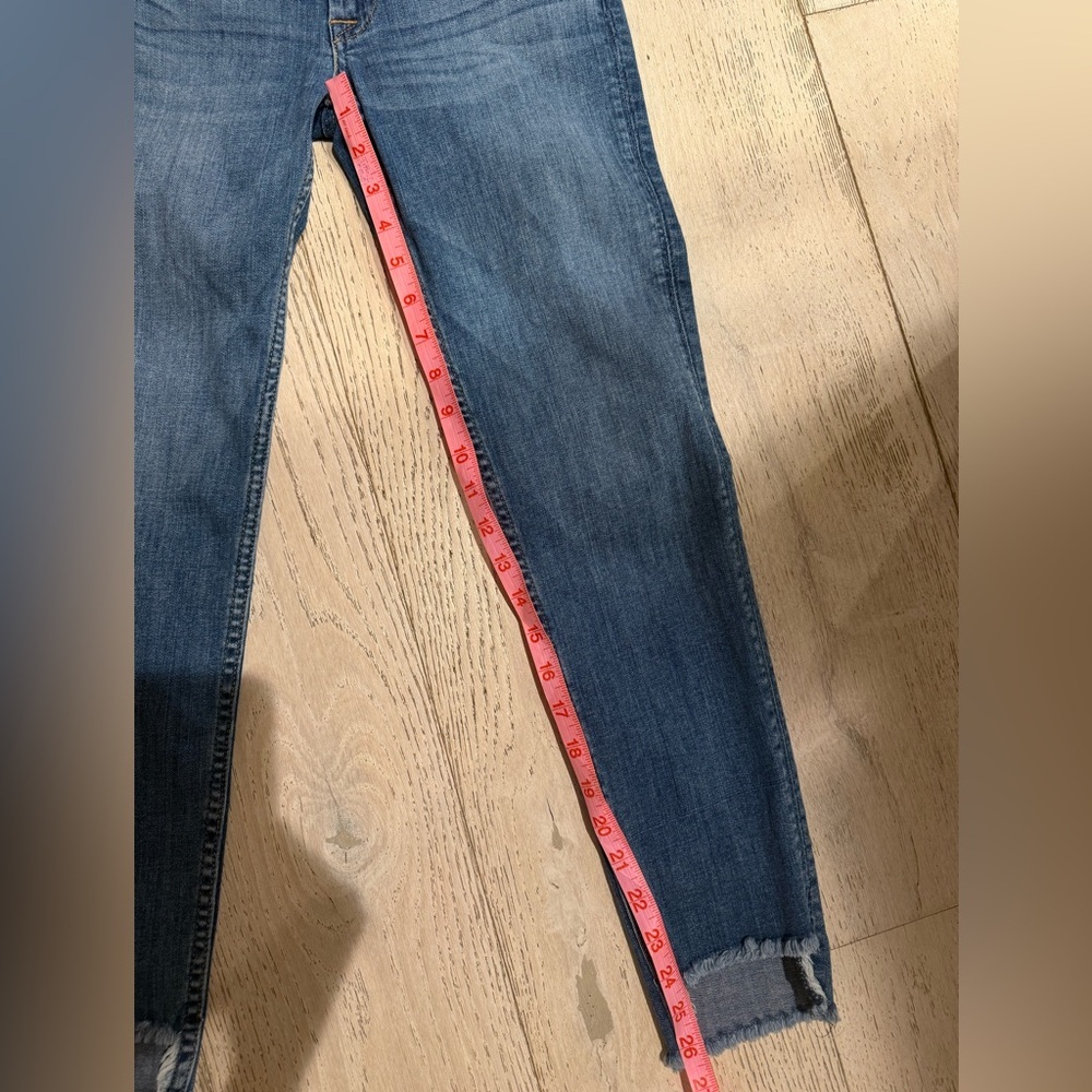 Like new Hudson Cat Midrise Skinny Size: 26 - Picture 8 of 8